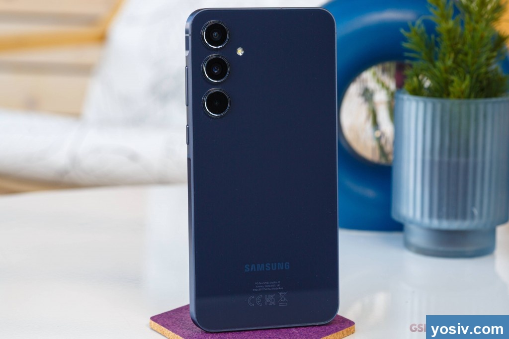 Read more about the article Диво середнього класу? Огляд Samsung Galaxy A55 Deep Dive